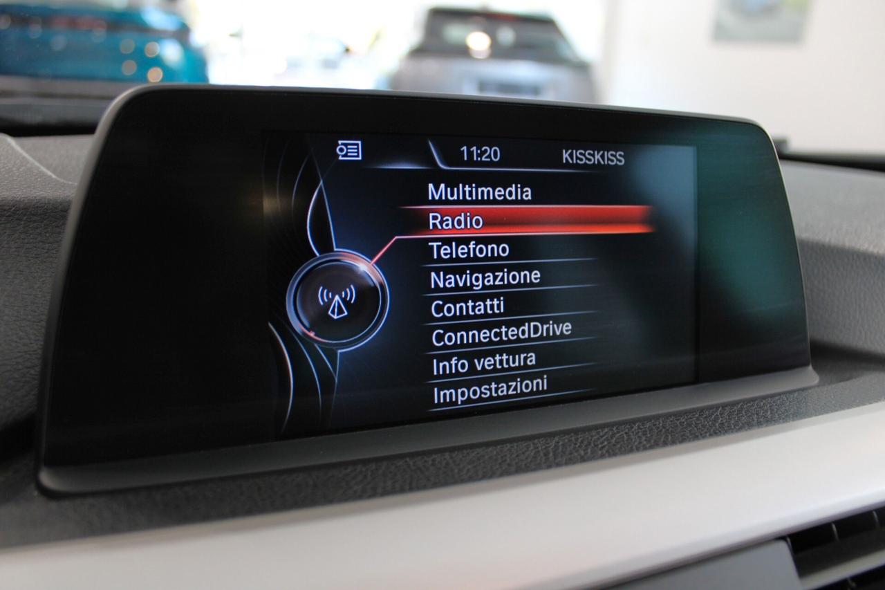 BMW 316D Touring 2.0 Business - 2015