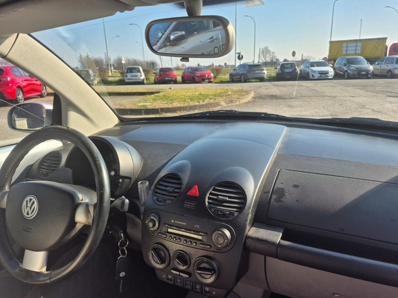 Volkswagen New Beetle 1.9 TDI 101CV Cabrio ADATTA NEOPATENTATI