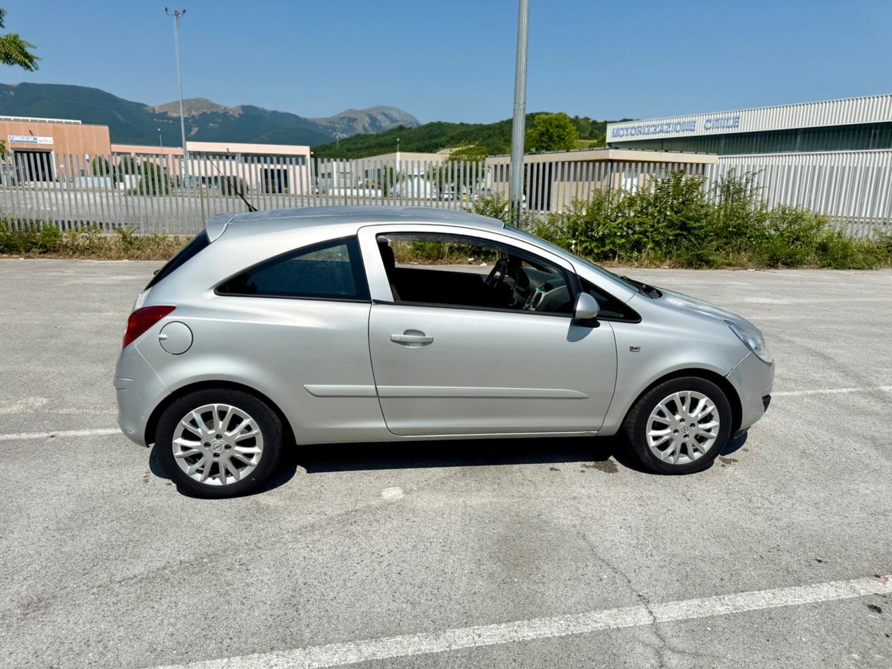 Opel Corsa Diesel 1.3 CDTi 75cv NEOPATENTATI OK