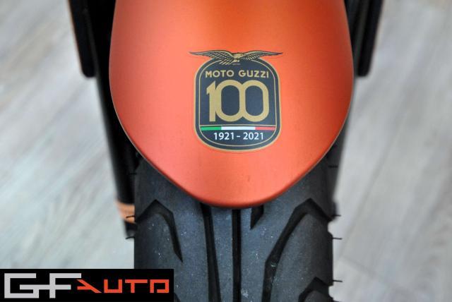 Moto Guzzi V 7 STONE 100. ANIVERSARIO * SOLO 7.000 KM *