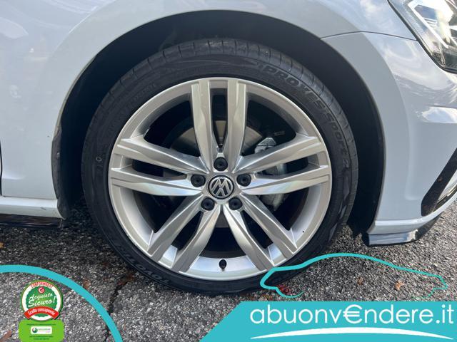 VOLKSWAGEN Golf Variant 1.6 TDI 115 CV DSG R-Line Executive KM CERTIFICATI