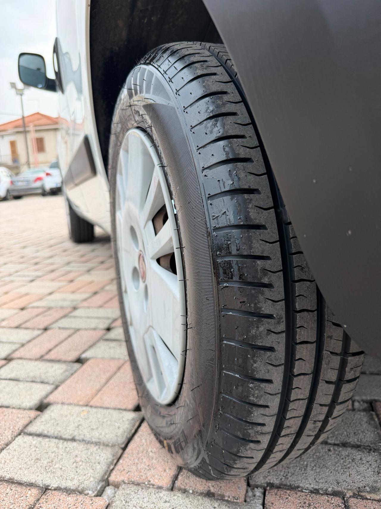 Fiat Fiorino 1.3 MJT 75CV Furgone SX E5+