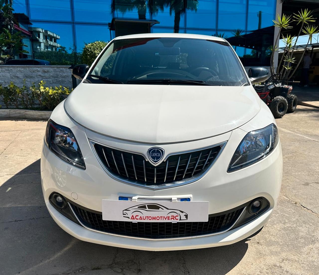 Lancia Ypsilon 1.0 FireFly 5 porte S&S Hybrid Gold