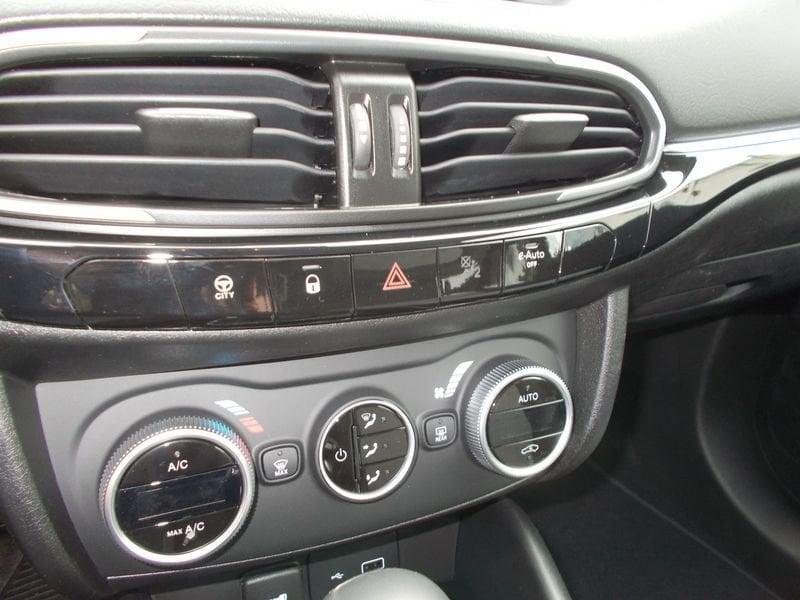 FIAT Tipo Fiat tipo 1.5 Hybrid DCT SW Cross