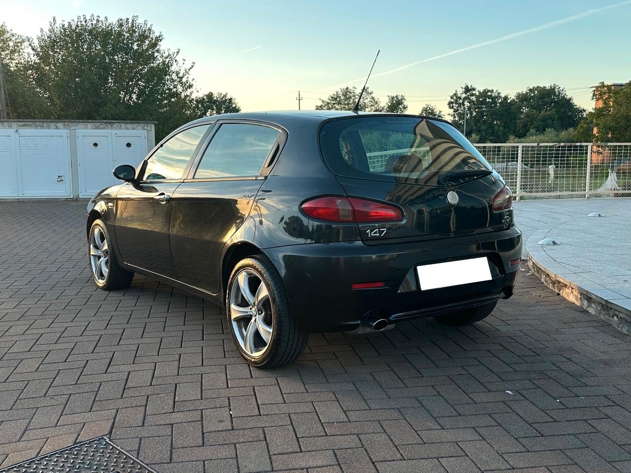 Alfa Romeo 147 1.9 JTD (120) 5 porte Distinctive *cerchi GTA