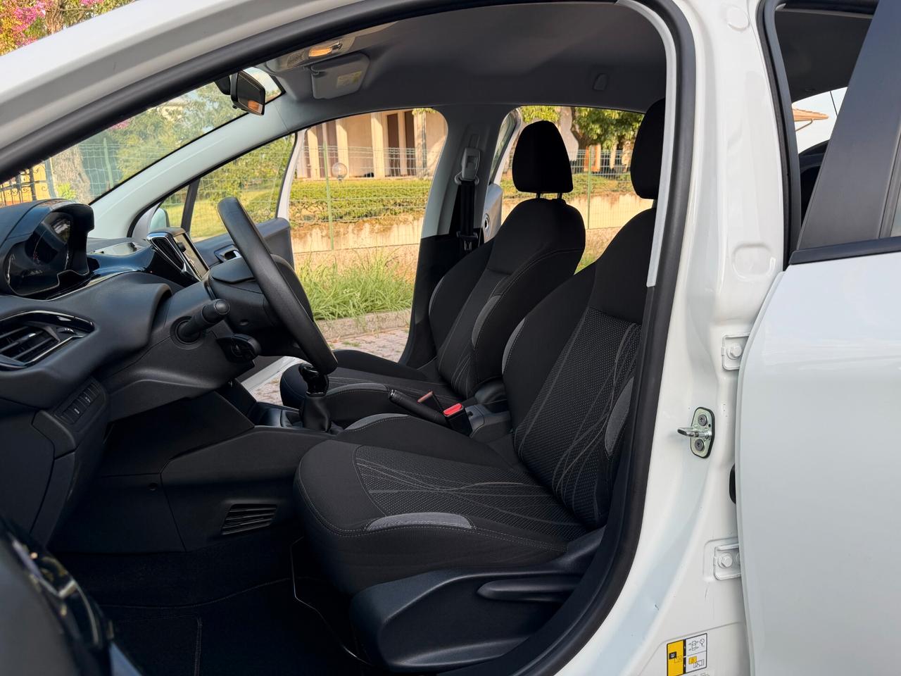 Peugeot 208 1.4 HDi Allure 36000 km!