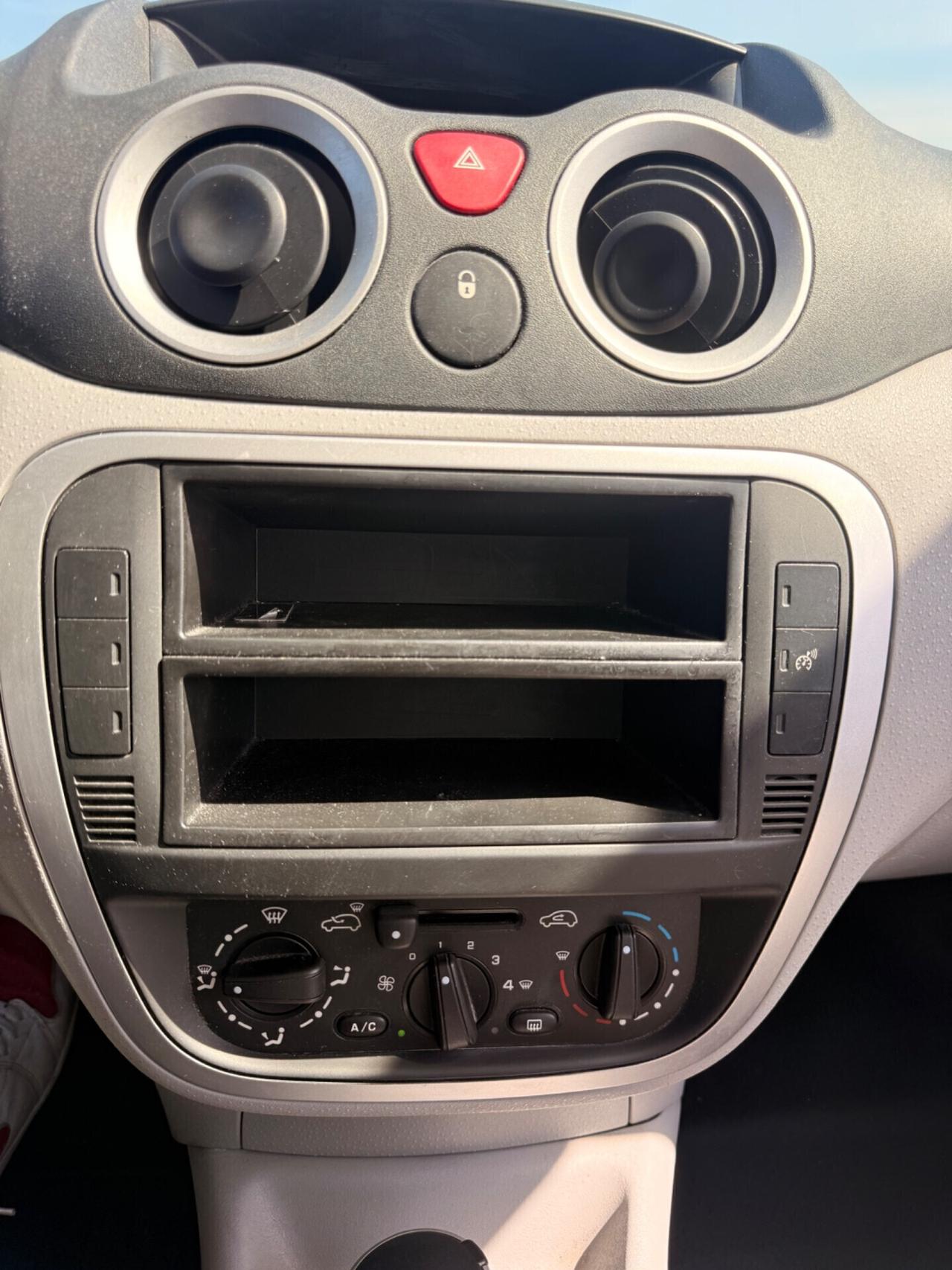 Citroen C3 Benzina 47milaKM UNIPRO Neopatentati