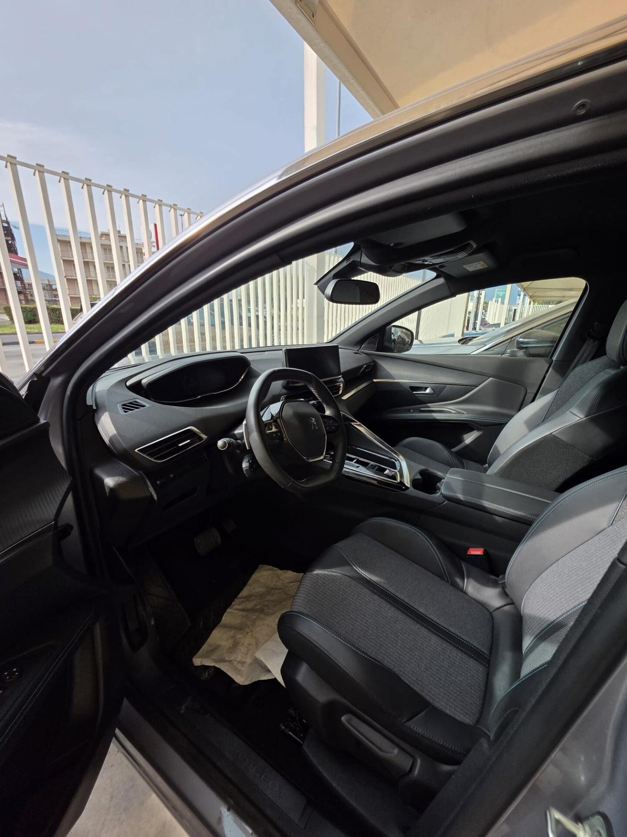 Peugeot 3008 BlueHDi 130 S&S EAT8 Allure Pack