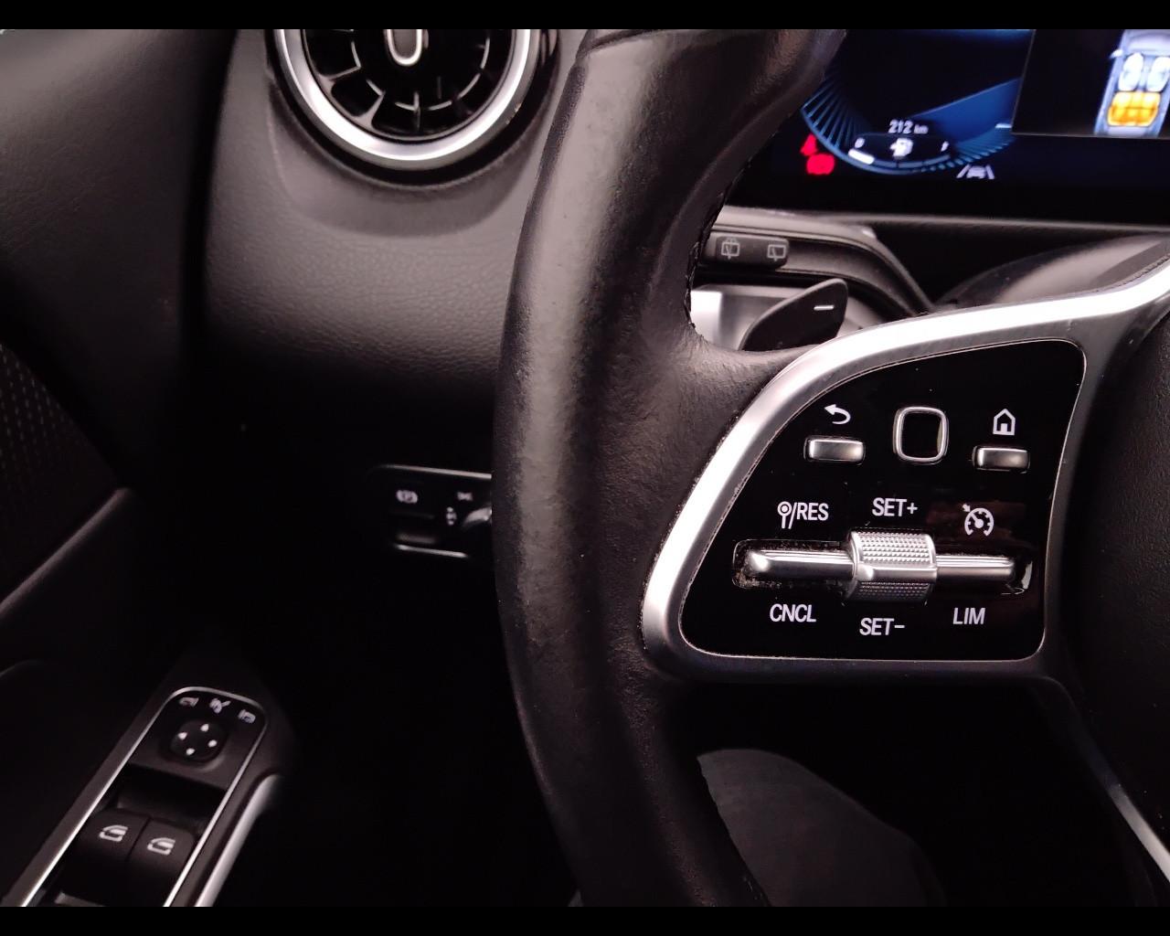 Mercedes-Benz GLB - X247 2019 - GLB 200 d Sport Plus auto