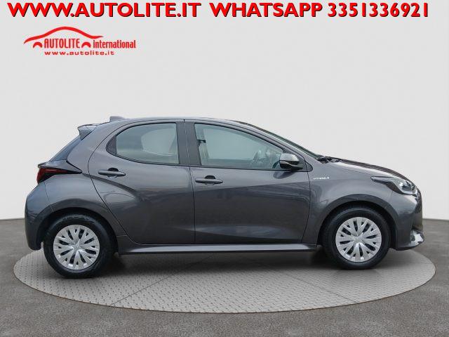TOYOTA Yaris 1.5 Hybrid 5 porte Business