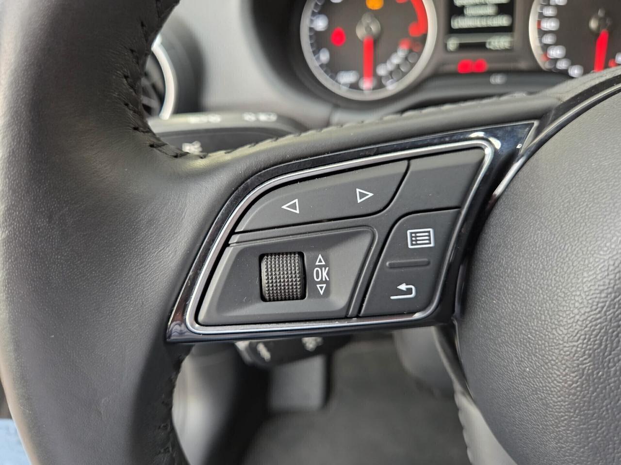 Audi Q2 30 TDI S tronic Admired TELECAMERA