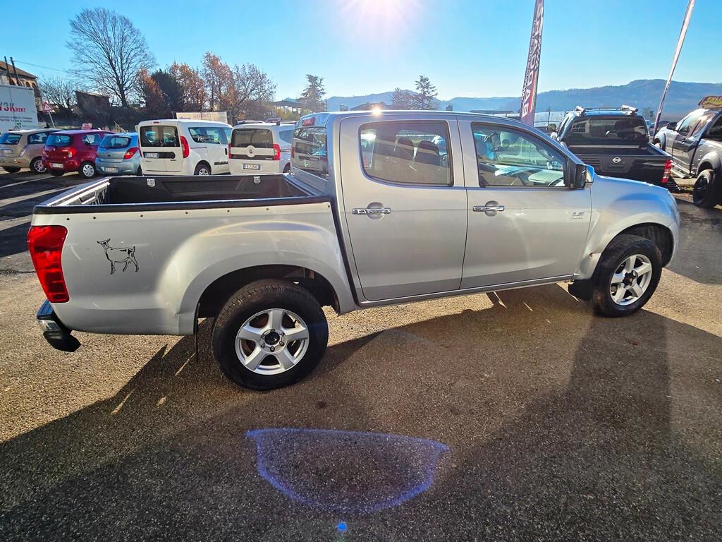 Isuzu D-Max 2.5 TDI 163CV SOLAR 4WD