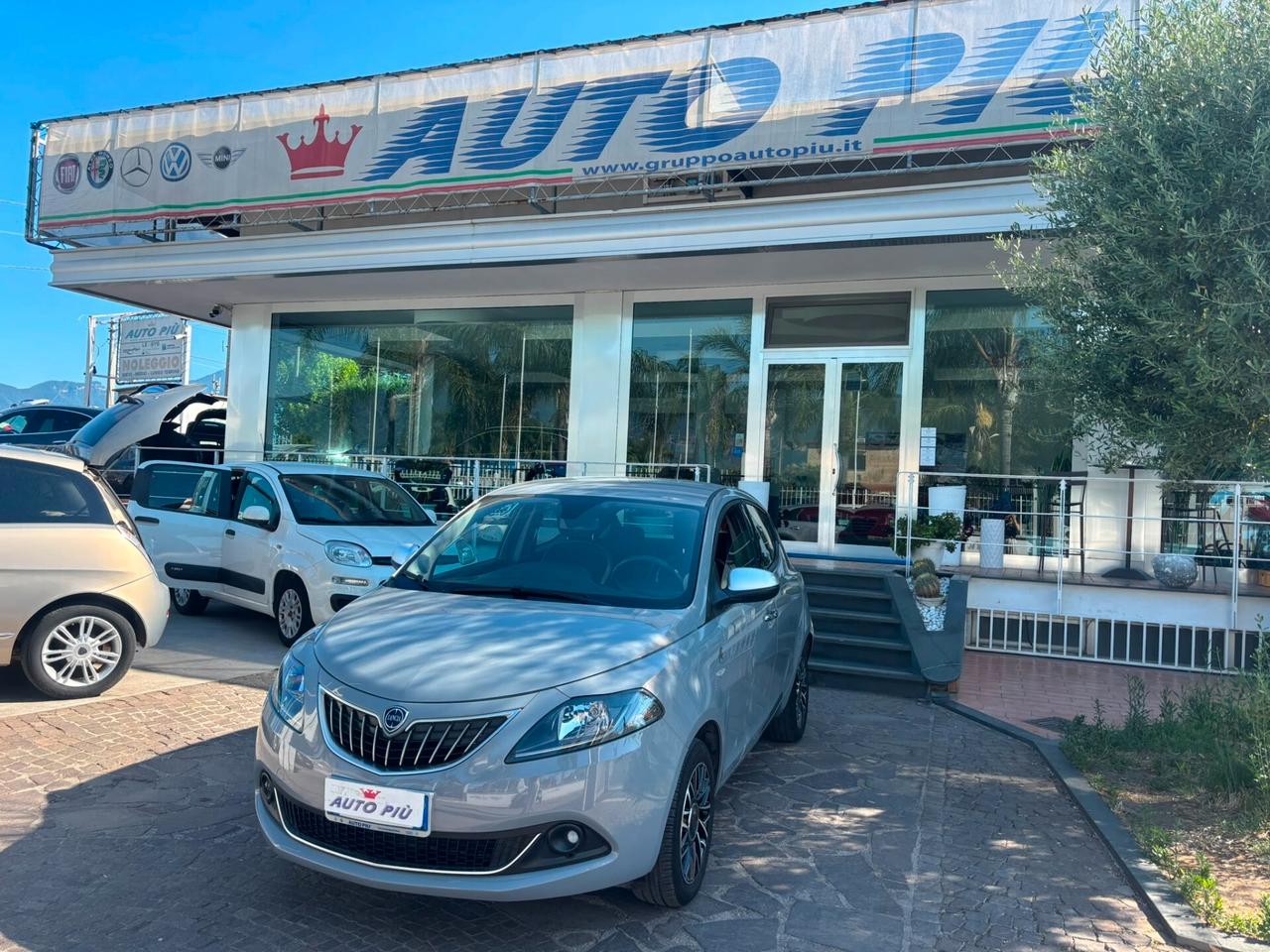 Lancia Ypsilon 1.0 FireFly 5 porte S&S Hybrid Ecochic A. Ferretti