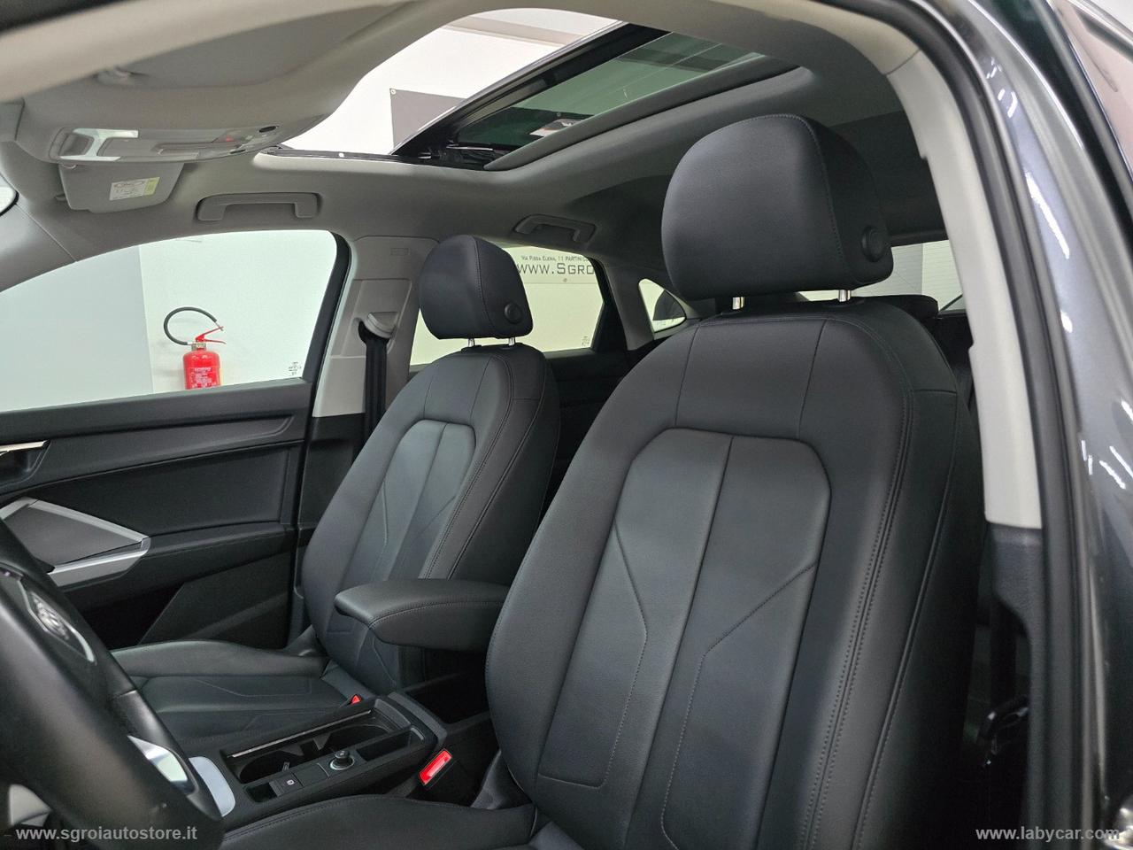 AUDI Q3 SPB 35 TDI S tronic S-LINE