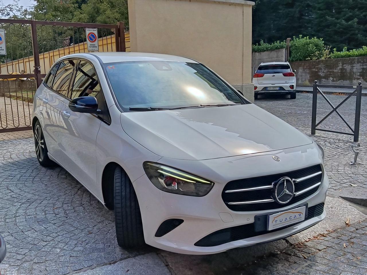 Mercedes-Benz B 180 Sport B 180 D #12061