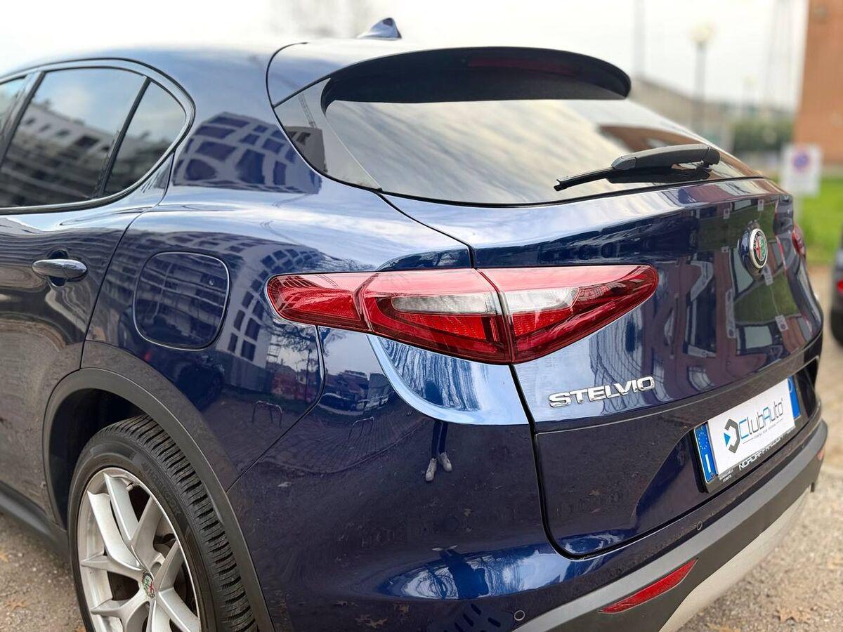 Alfa Romeo Stelvio 2.2 t Super Q4 210cv auto