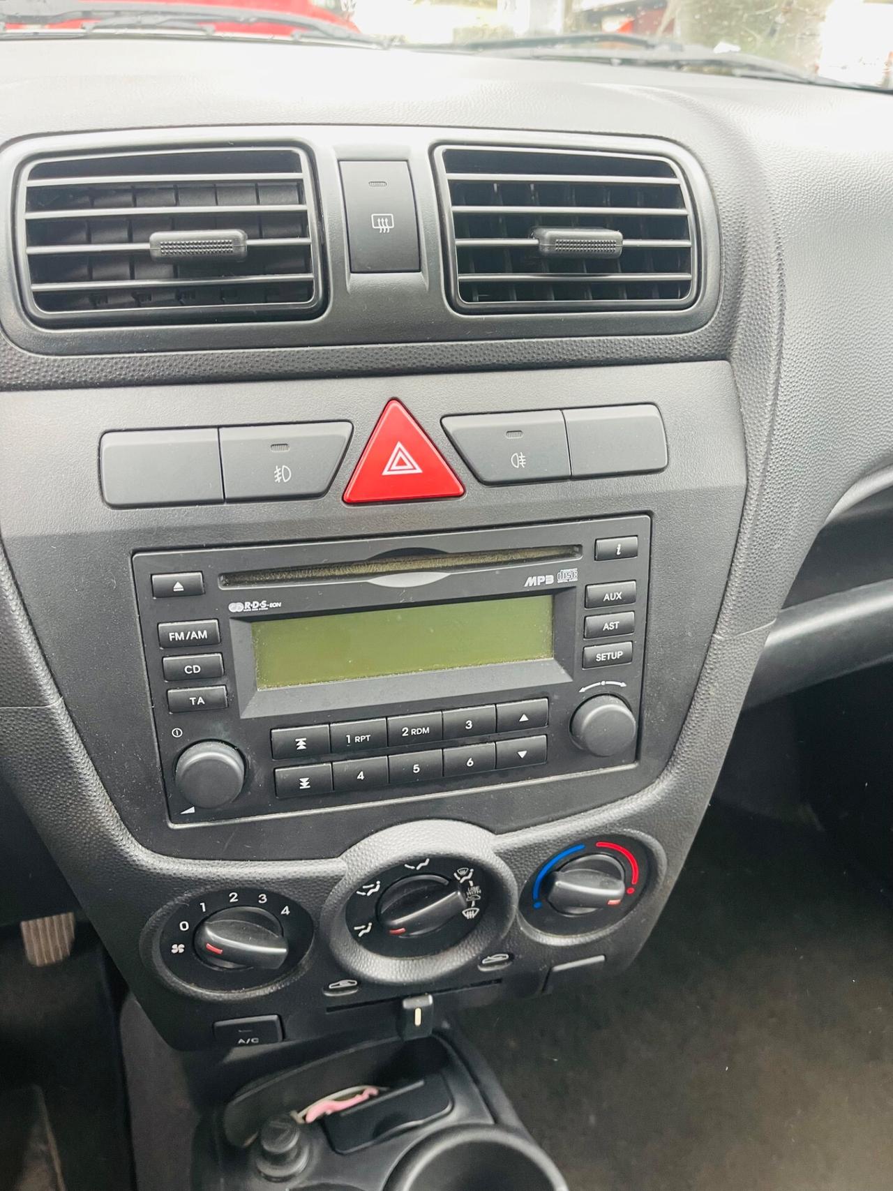 Kia Picanto 1.0 12V Town Bi-Fuel