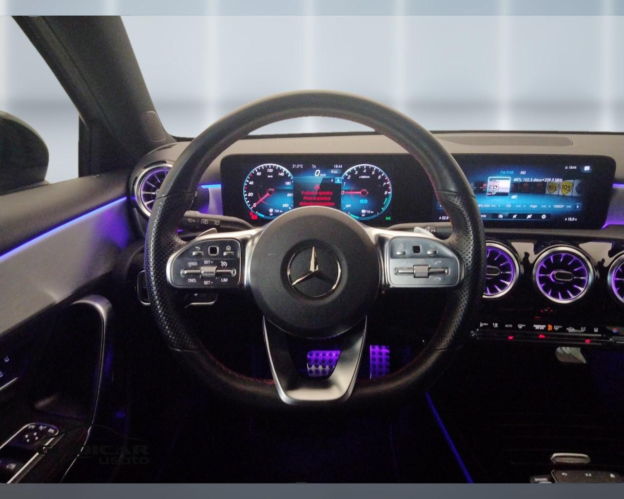 Mercedes-Benz Classe A - W177 2018 - A 250 e phev (eq-power) Premium auto