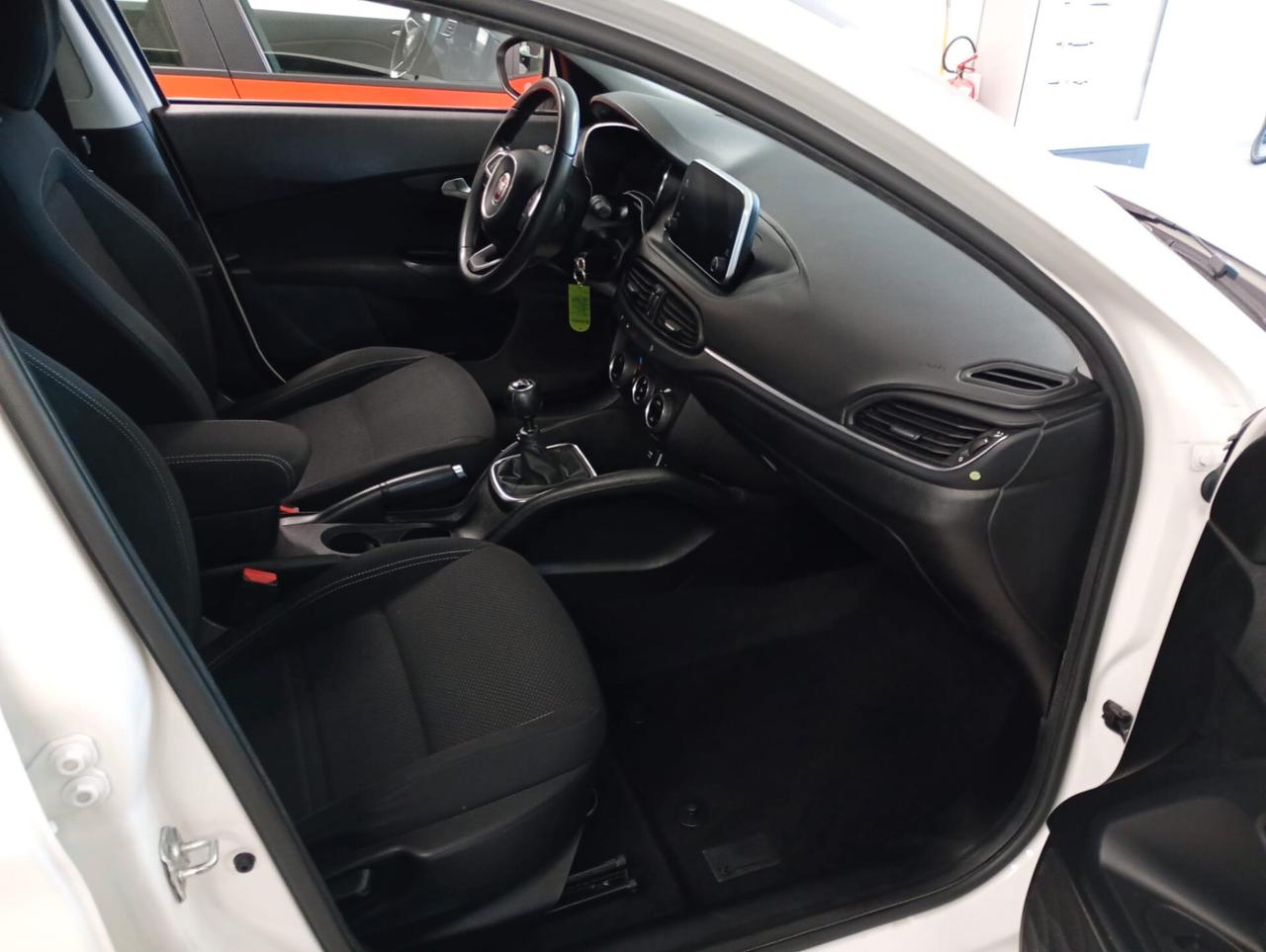 Fiat Tipo 1.6 Mjt S&S SW Lounge