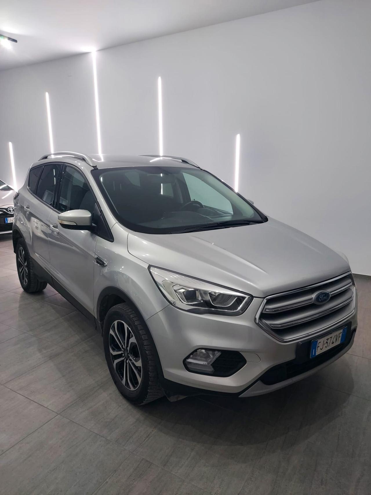 Ford Kuga 1.5 TDCI 120 CV S&S 2WD Titanium