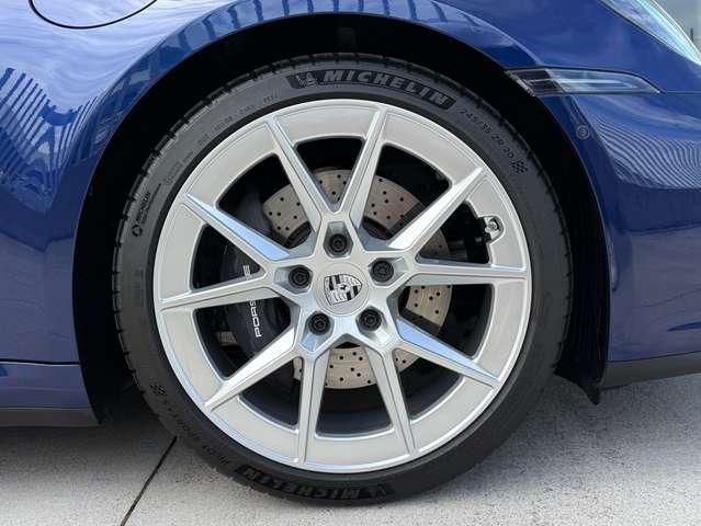Porsche 992 911 Carrera 992 Coupe 3.0 394cv auto