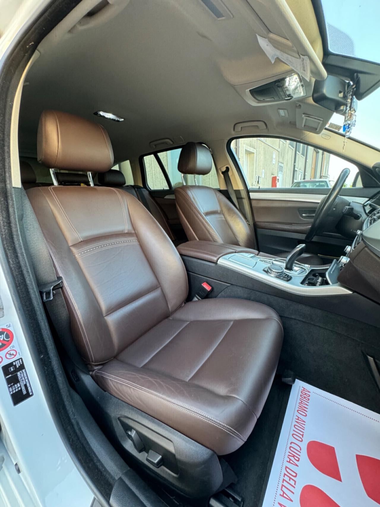 Bmw 520 520d xDrive Touring Luxury