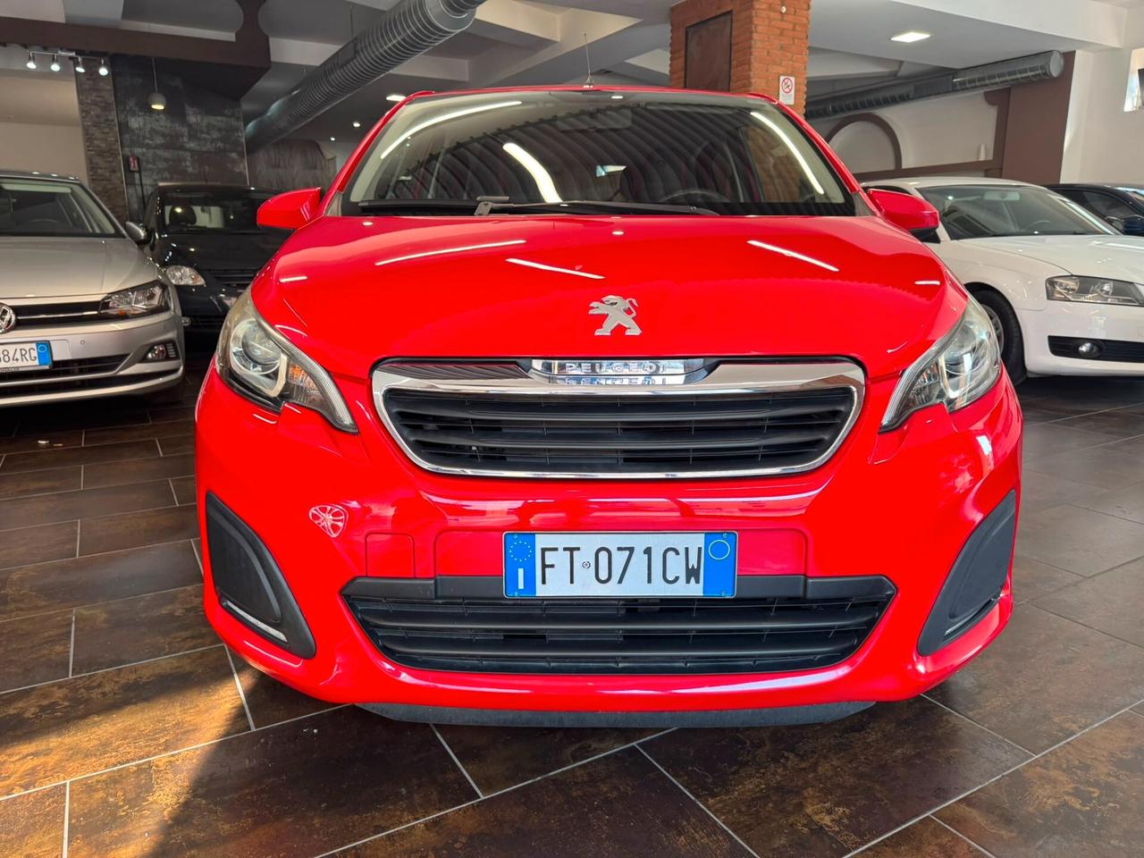 Peugeot 108 VTi 68 5 porte Allure TOP!