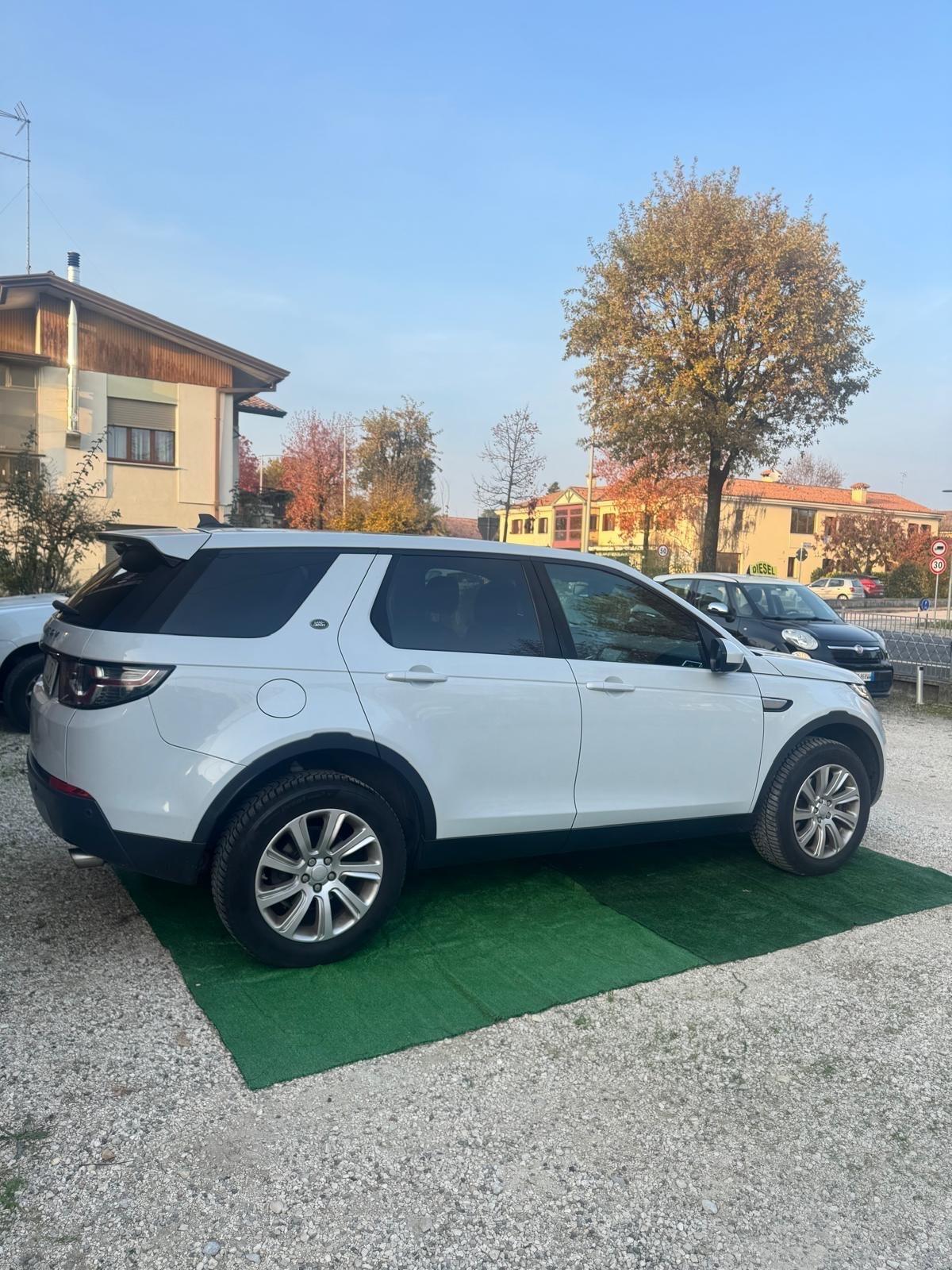 Land Rover Discovery Sport 2.0 TD4 180 CV HSE Luxury