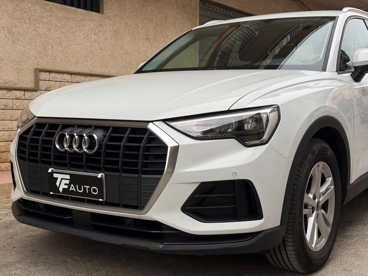 Audi Q3 35 TDI S tronic Business