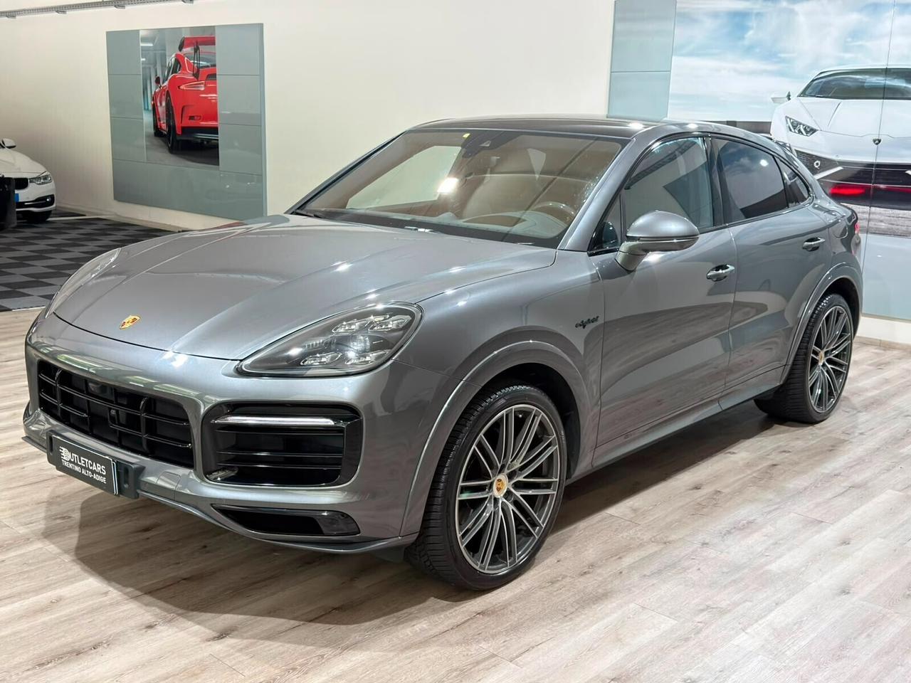 PORSCHE CAYENNE COUPE 3.0 340cv E-HYBRID FULL