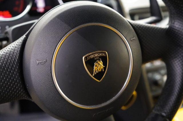 LAMBORGHINI Gallardo 5.2 V10 LP550-2