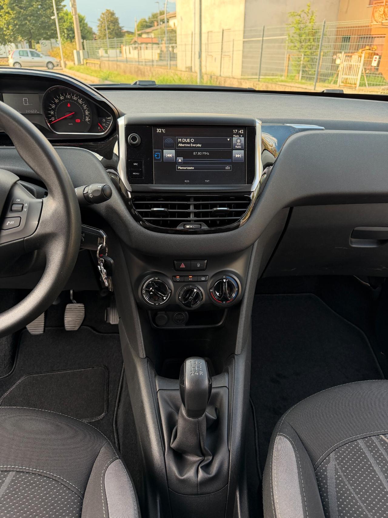 Peugeot 208 1.4 HDi Allure 36000 km!