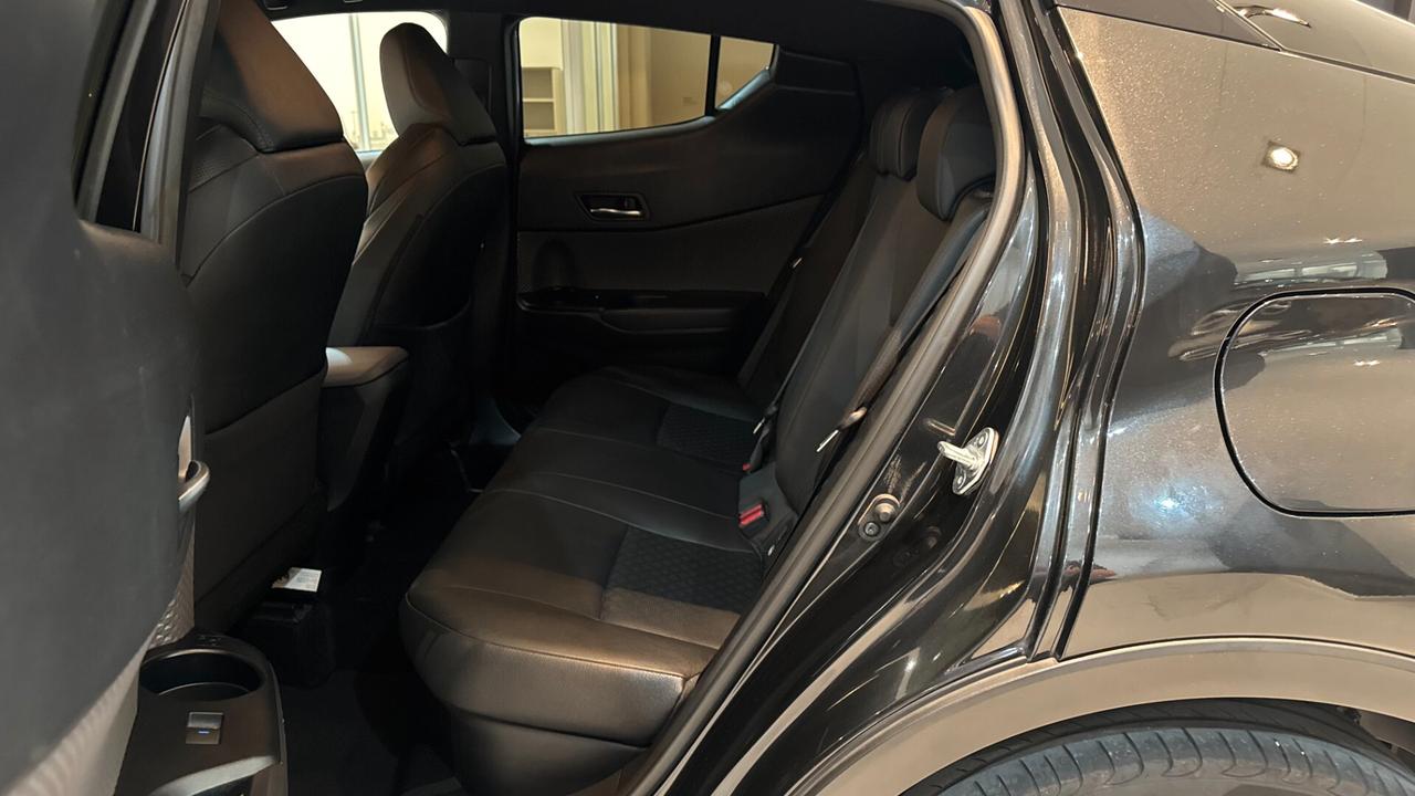 Toyota C-HR 1.8 Hybrid E-CVT Black Edition - 2021