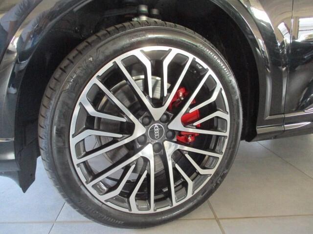 Audi Q5 TDi 150 kW mHEV+ S tronic quattro line edition