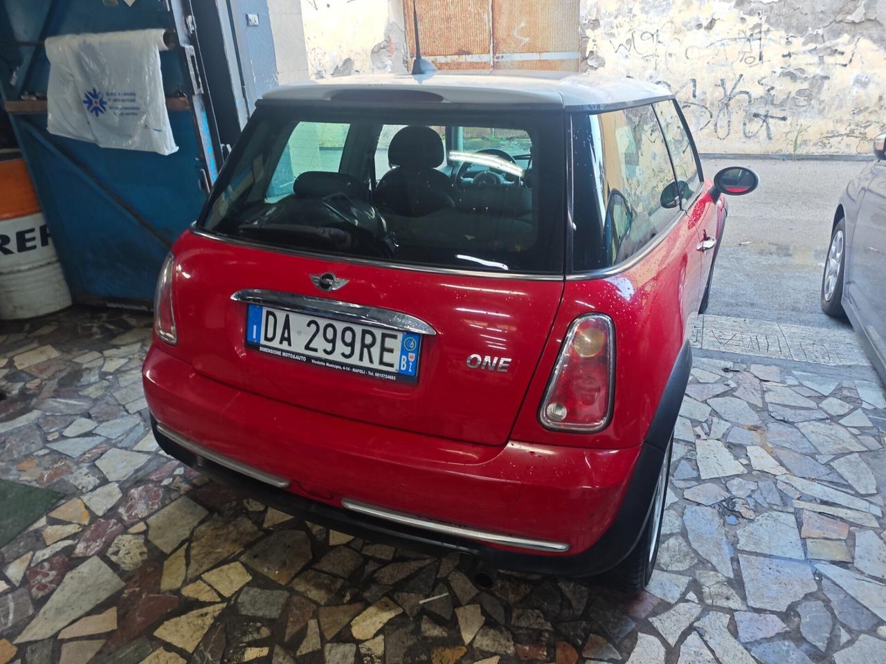 Mini 1.6 16V One Seven
