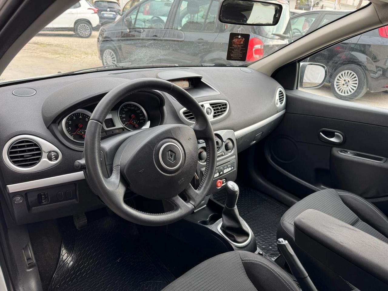 Renault Clio 1.2 16V 5 porte GPL Dynamique