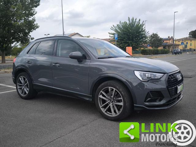 AUDI Q3 40 TDI quattro S tronic Business Advanced