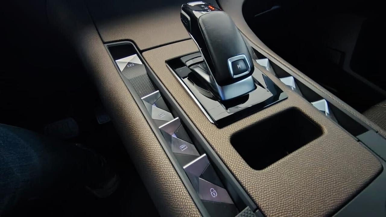 DS7 CROSSBACK 1.5 BLUEHDI GRAND CHIC 130CV - FULL LED, VIRTUAL COCKPIT, NEOPATENTATI