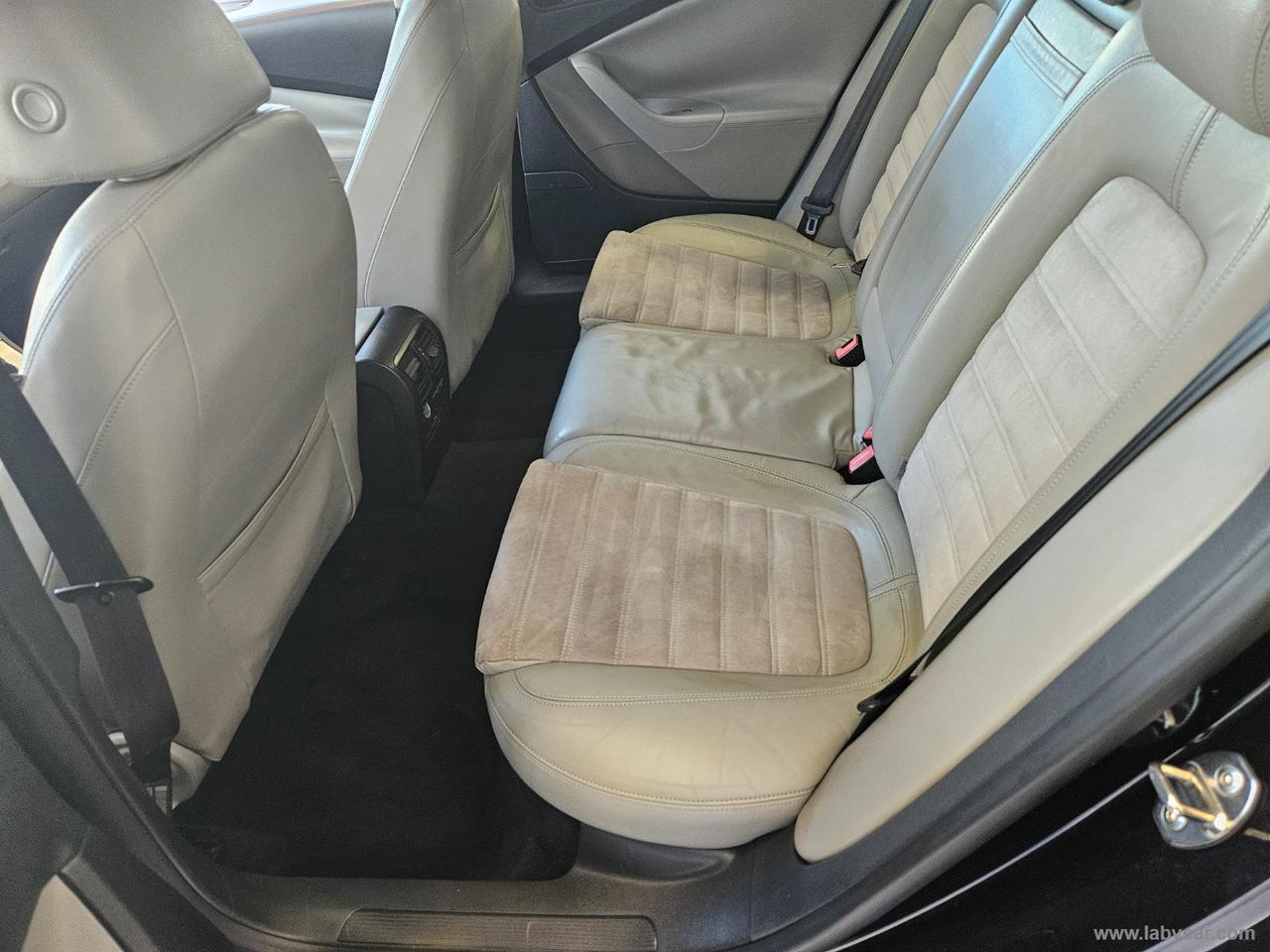 VOLKSWAGEN Passat 2.0 TDI DPF Var. Comfortline