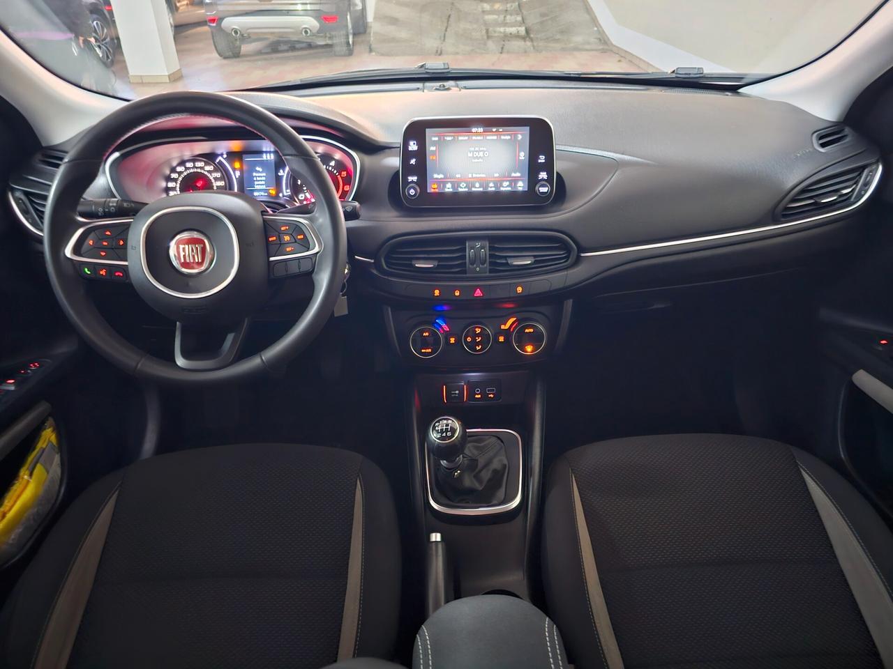 Fiat Tipo 1.6 Mjt S&S SW Lounge