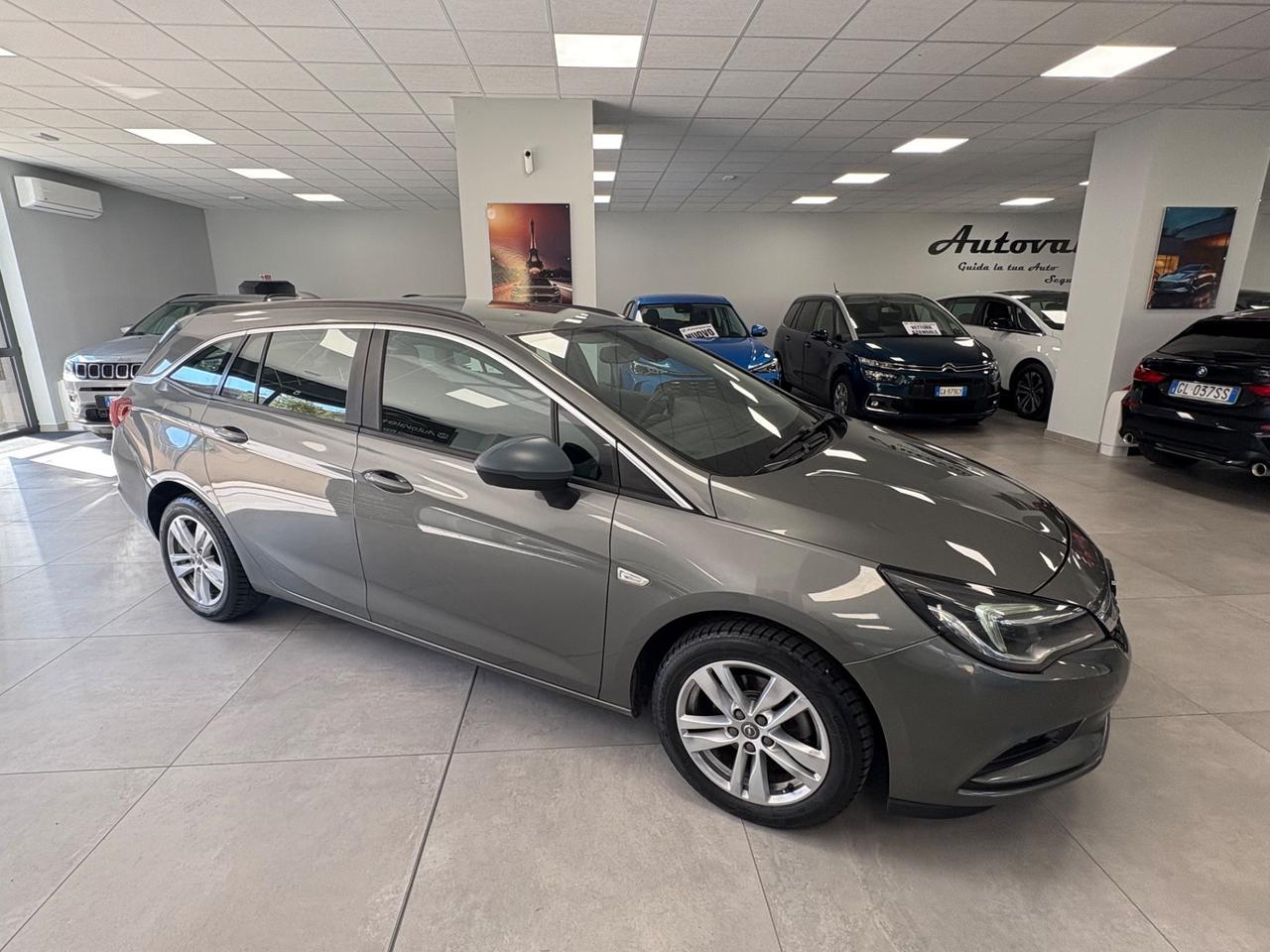 Opel Astra 1.6 CDTi 110CV E6B anno2017 neopatentati