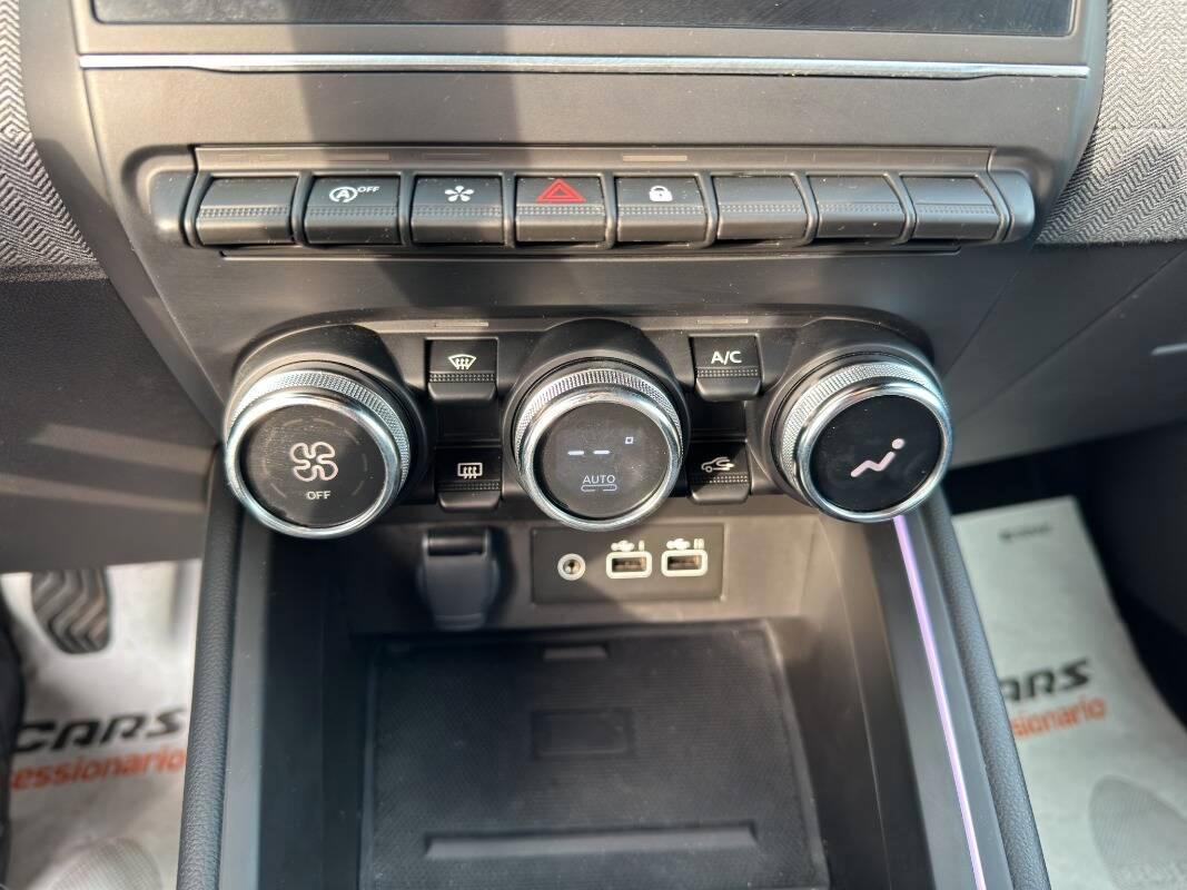 Renault Clio 1.0 tce Techno 90cv con Telecam e CarPlay