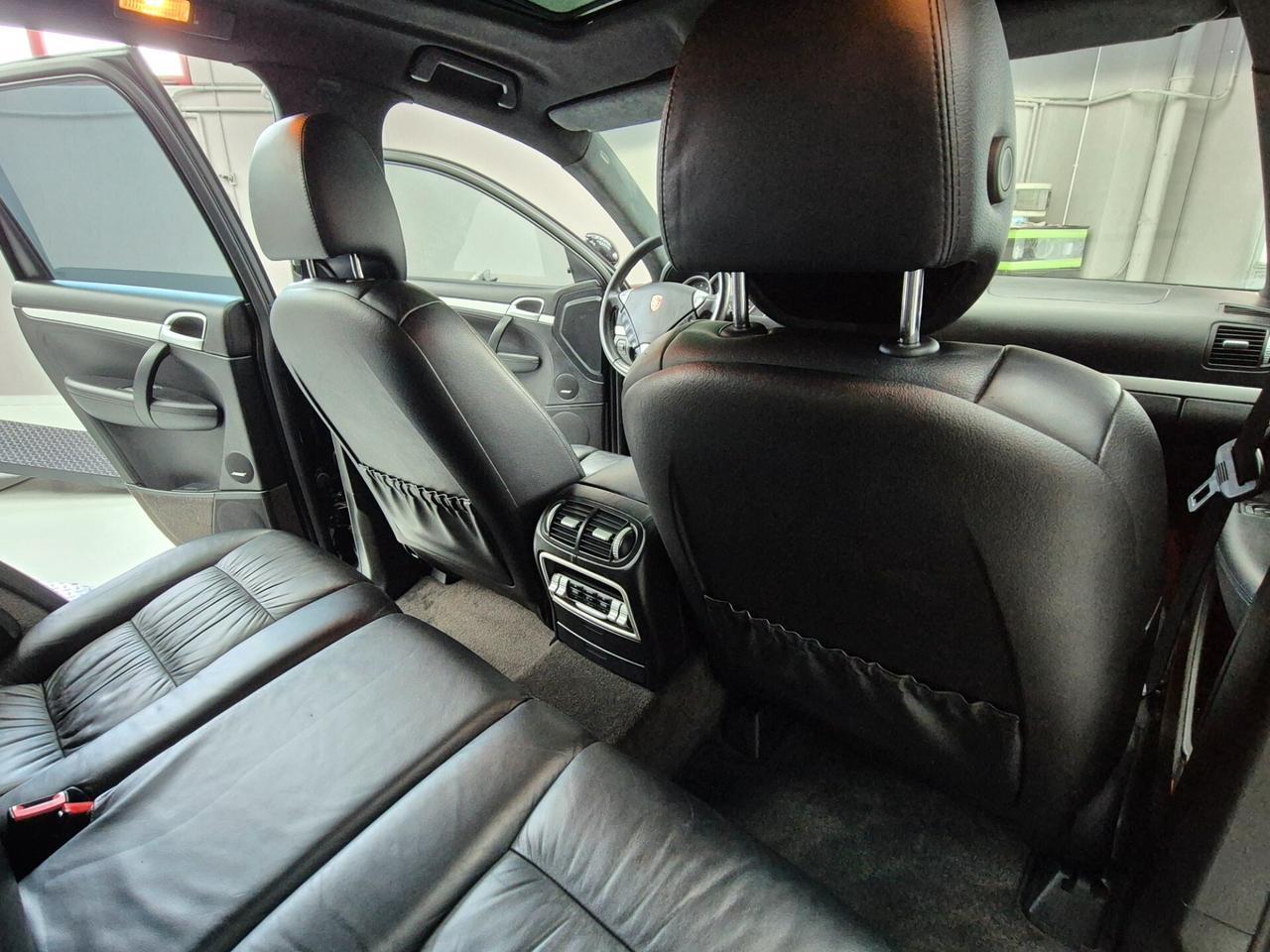 Porsche Cayenne 4.5 cat Turbo