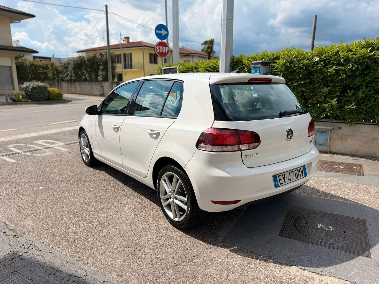 Volkswagen Golf 1.6 TDI DPF 5p. Highline