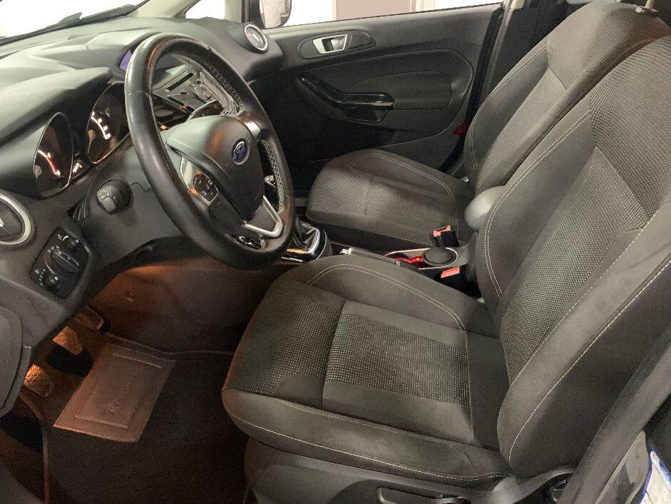 Ford Fiesta 1.5 TDCi 75CV 5 porte Titanium