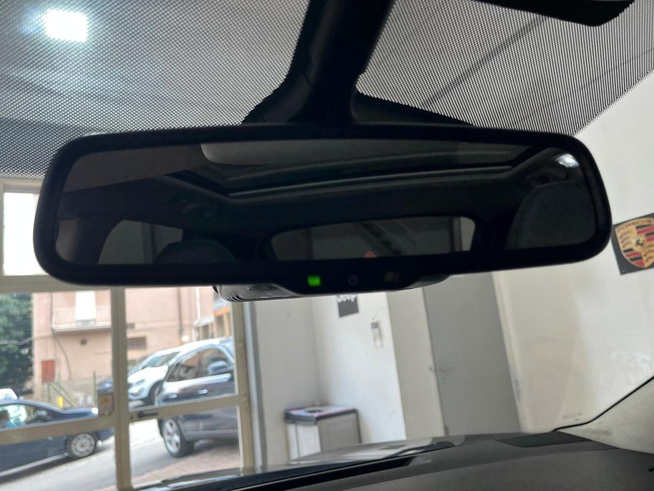 Nissan Qashqai 1.6 dCi DPF 360