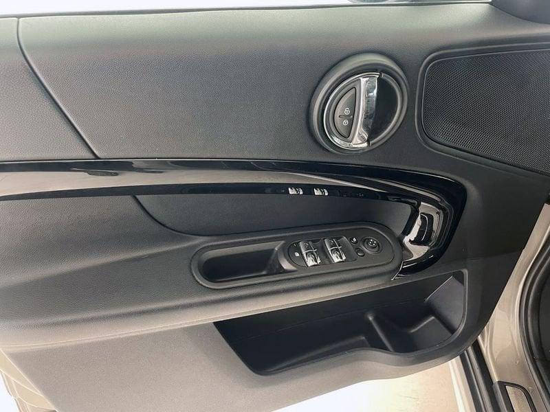 MINI Mini Countryman F60 Mini 2.0 Cooper D Business Countryman Automatica