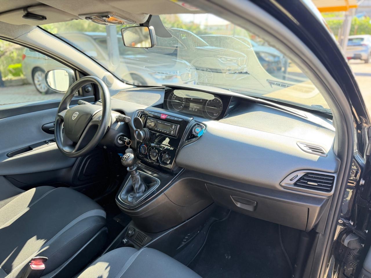Lancia Ypsilon 1.2 69 CV 5 porte GPL Km Certificati