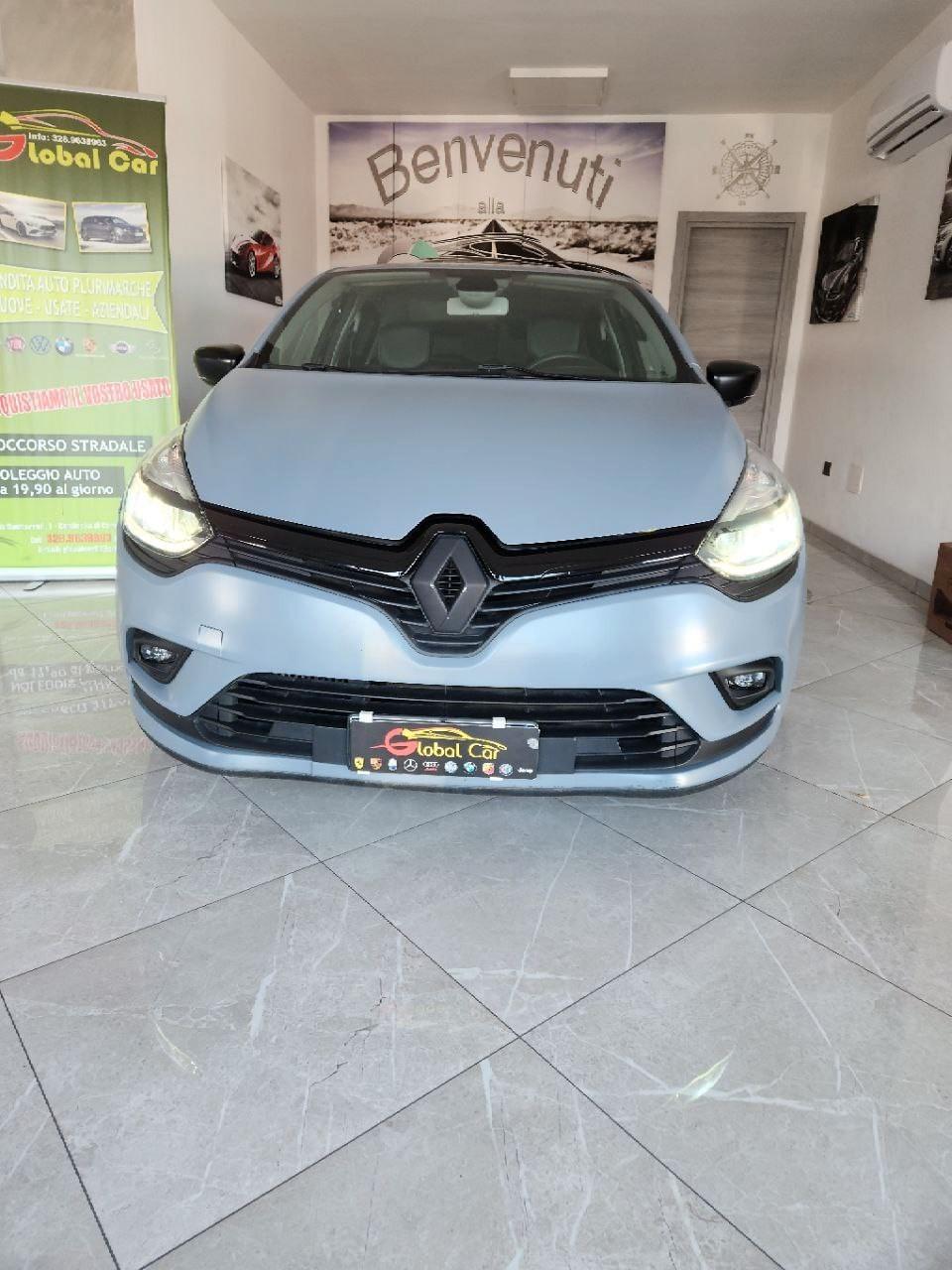 Renault Clio dCi 8V 90 CV EDC 5 porte Moschino Zen