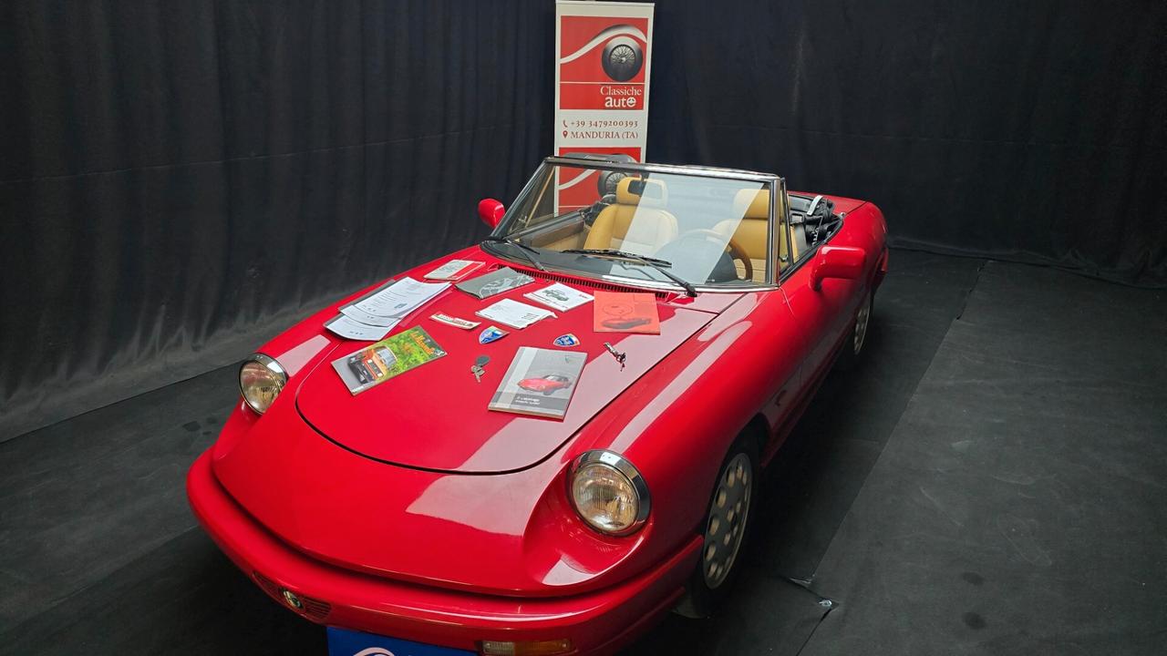 Alfa Romeo Spider 2.0i